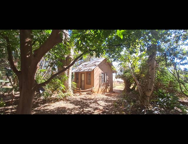3.50HA SMALLHOLDING FOR SALE IN BOSCHFONTEIN AH